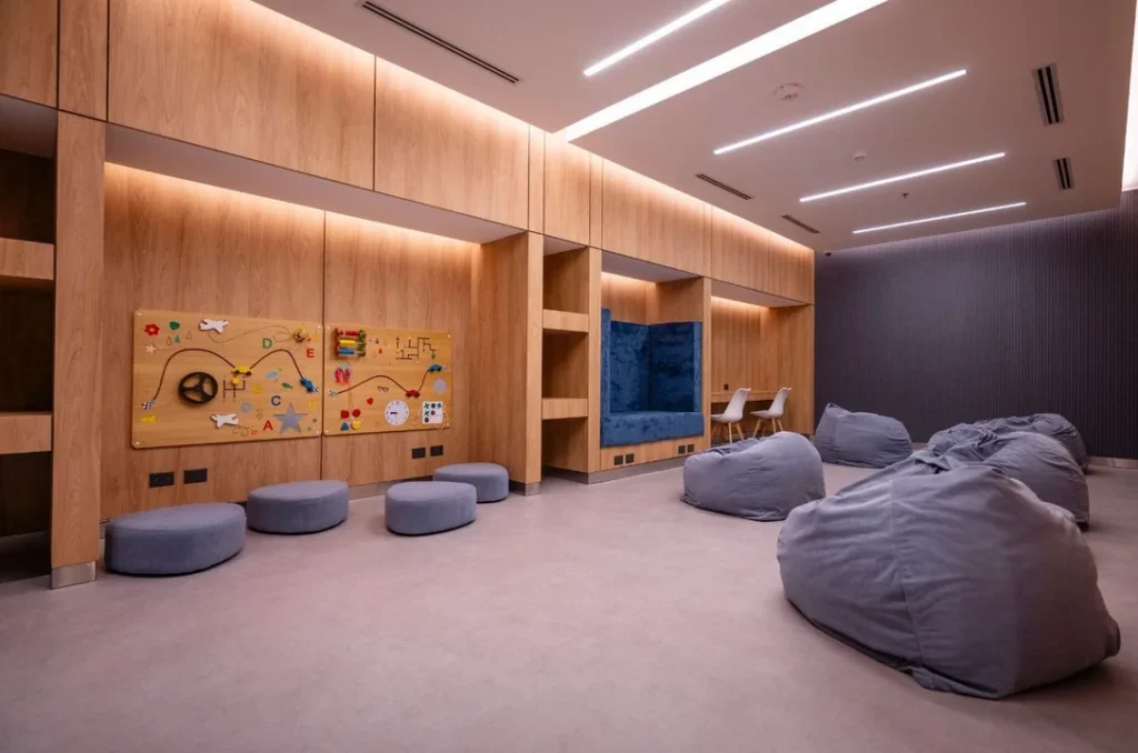 Espacio Amo Viajar es la sala de calma en el Aeropuerto de Ezeiza, para personas con condición del espectro autista.